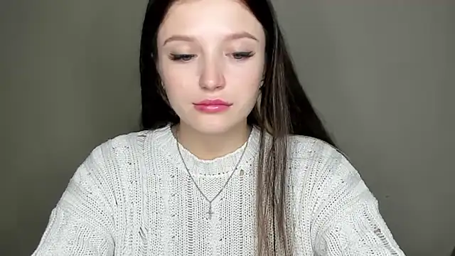 Snapshot of EvaaMillerr99 chatting on 10-20-25, 12:05 EvaaMillerr99 online show from 10-20-25, 12:05