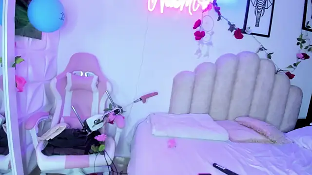 NaomiAsha online show from 03-15-25, 07:38