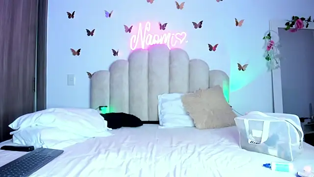 NaomiAsha online show from 10-23-25, 10:19