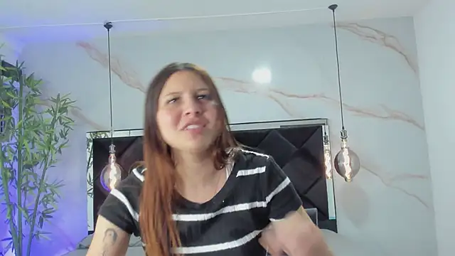 AngelaaCute  online show from 01-31-26, 07:11