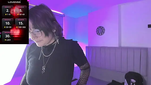 Snapshot of SukiFuyu_ chatting on 01-21-25, 06:34 SukiFuyu  online show from 01-21-25, 06:34