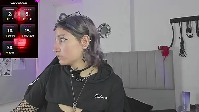 Snapshot of SukiFuyu_ chatting on 03-06-25, 12:19 SukiFuyu  online show from 03-06-25, 12:19