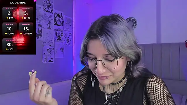 Snapshot of SukiFuyu_ chatting on 03-07-25, 03:18 SukiFuyu  online show from 03-07-25, 03:18