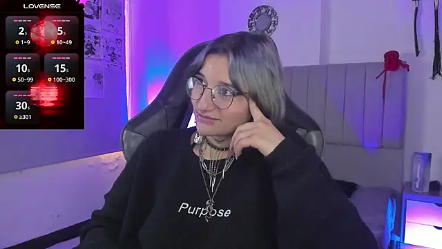 Snapshot of SukiFuyu_ chatting on 03-10-25, 06:45 SukiFuyu  online show from 03-10-25, 06:45