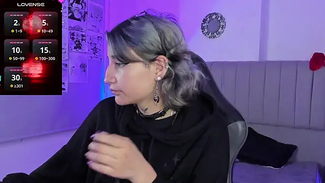 Snapshot of SukiFuyu_ chatting on 03-13-25, 12:35 SukiFuyu  online show from 03-13-25, 12:35