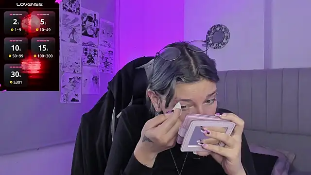 Snapshot of SukiFuyu_ chatting on 03-14-25, 12:18 SukiFuyu  online show from 03-14-25, 12:18