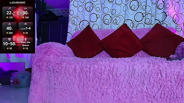 Snapshot of SukiFuyu_ chatting on 09-09-25, 11:43 SukiFuyu  online show from 09-09-25, 11:43