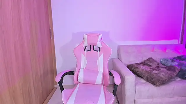 annika taylor online show from 02-22-25, 12:05