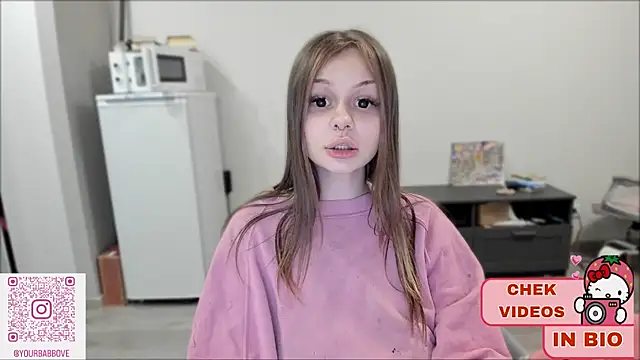 Snapshot of shy_melony chatting on 01-15-25, 04:47 shy melony online show from 01-15-25, 04:47