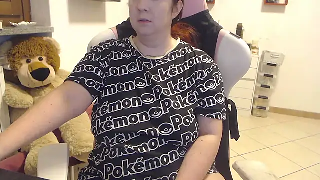 Snapshot of valerysexy chatting on 09-11-25, 10:32 valerysexy online show from 09-11-25, 10:32