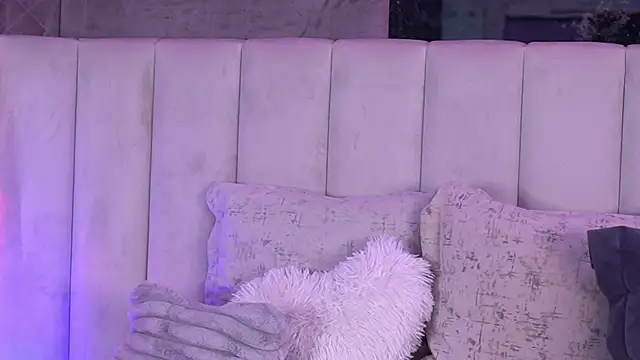 RaisaKali online show from 10-12-25, 04:06