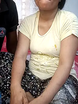 Snapshot of Desi_Best_Anal chatting on 02-01-25, 08:08 Desi Best Anal online show from 02-01-25, 08:08