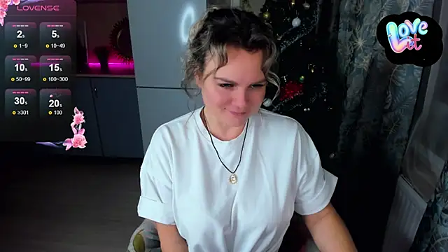 candy queeen online show from 12-08-24, 10:47