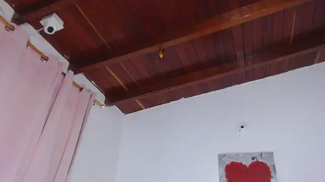 Amara Red online show from 11-14-25, 11:42