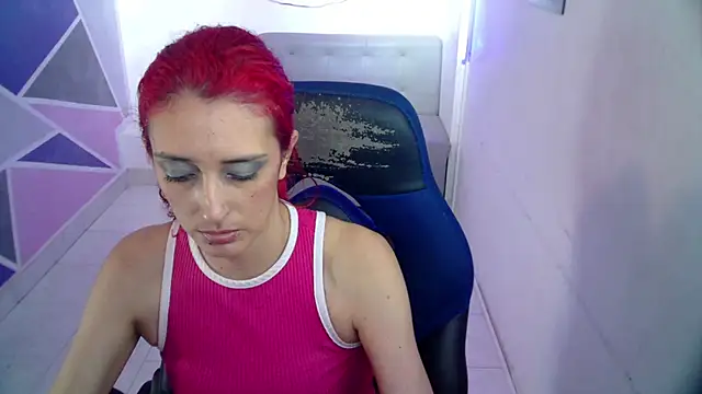 Snapshot of Ruby_Your_Milf chatting on 12-30-24, 11:38 Ruby Your Milf online show from 12-30-24, 11:38