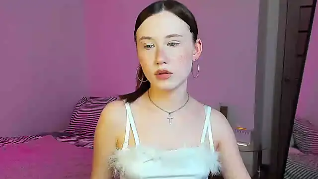 Snapshot of Stella_Sunny chatting on 10-22-25, 06:07 Stella Sunny online show from 10-22-25, 06:07