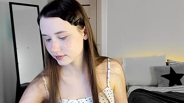 Stella Sunny online show from 02-17-26, 07:38