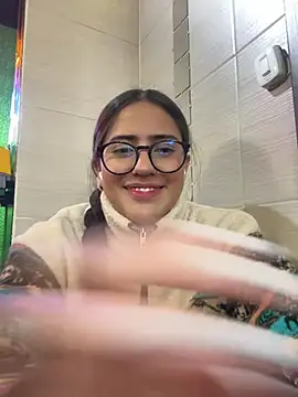 Paris-love online show from 03-08-25, 09:18