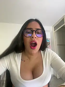 Paris-love online show from 03-20-25, 11:34