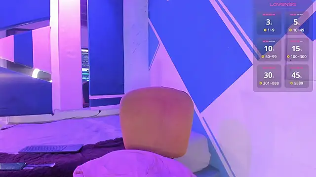 SamanthaFerrer  online show from 11-07-25, 05:29