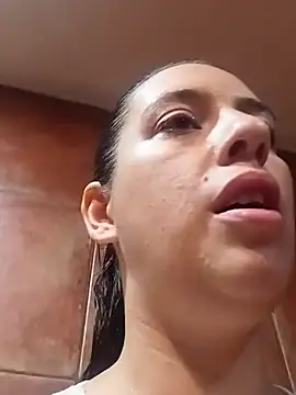 solangeyaelok1 online show from 02-12-25, 08:06