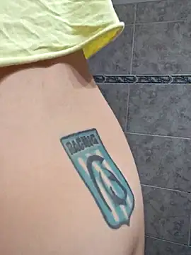 solangeyaelok1 online show from 02-17-25, 01:32