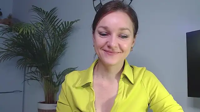 AliciaDesire online show from 01-13-25, 07:43