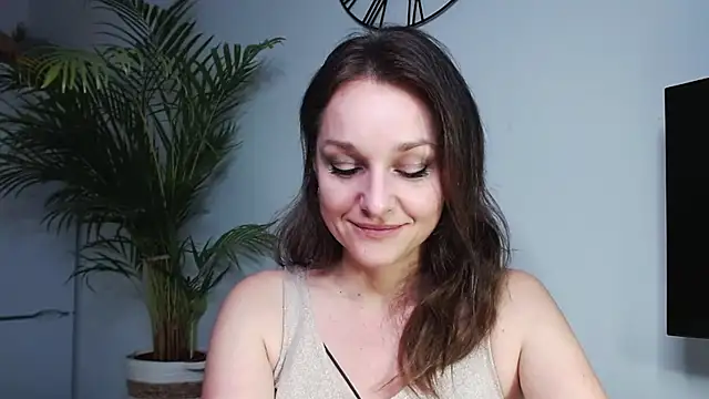 AliciaDesire online show from 01-14-25, 04:08