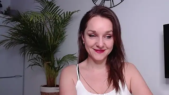 AliciaDesire online show from 01-20-25, 07:58