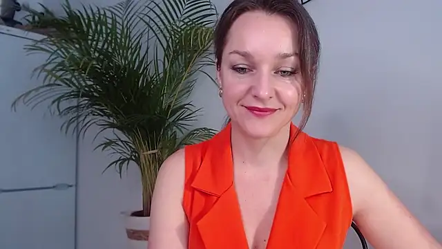 AliciaDesire online show from 02-06-25, 07:56