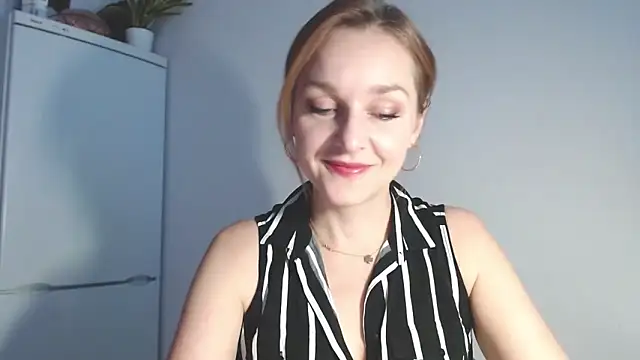 AliciaDesire online show from 02-10-26, 07:01