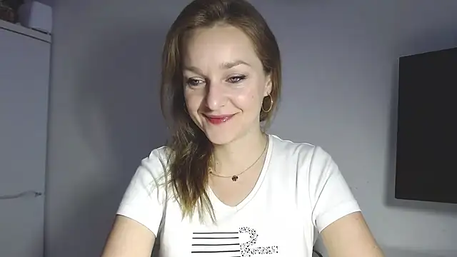 AliciaDesire online show from 03-03-26, 06:41