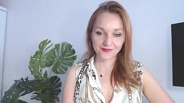 AliciaDesire online show from 04-01-26, 06:14