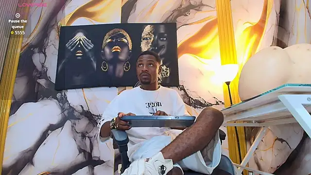 Thomas shelbys online show from 04-18-26, 03:10