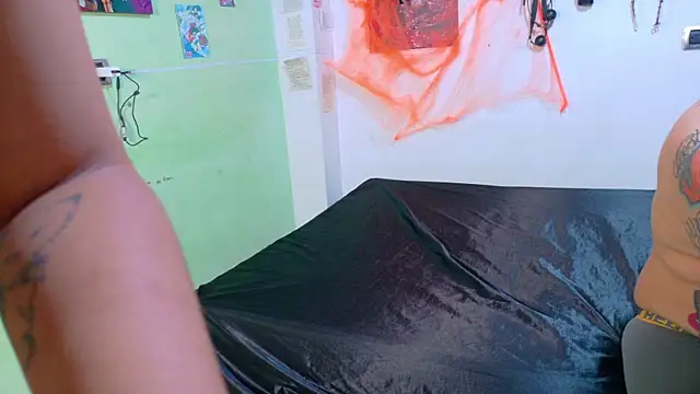 clydexxxbunny online show from 10-25-25, 12:18