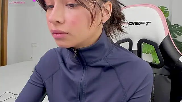 Adriennesexxx online show from 01-24-25, 11:04