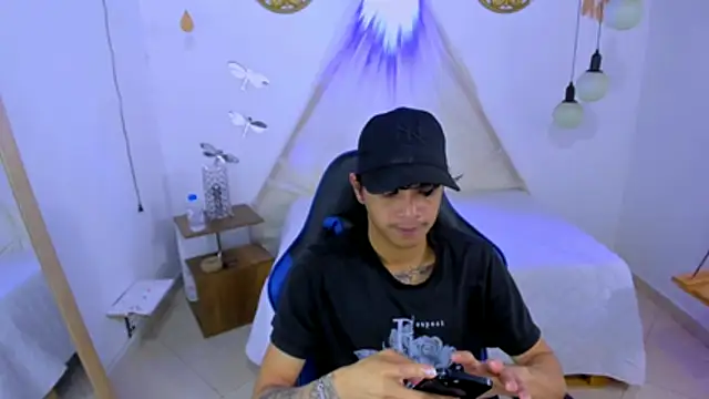 Brand habes online show from 11-19-25, 01:33