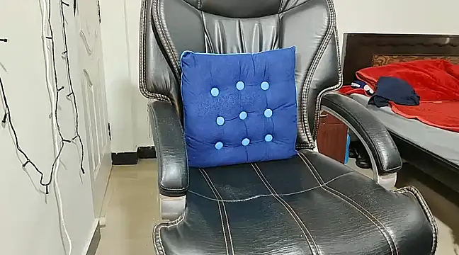 Snapshot of Anjali_cute-Pondati chatting on 02-15-25, 04:58 Anjali cute-Pondati online show from 02-15-25, 04:58