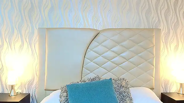 Amberr Greyy online show from 11-29-25, 05:49