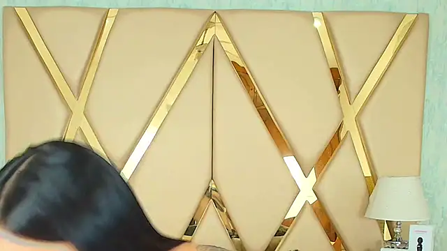 GiahDaniels online show from 01-20-25, 07:58