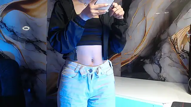 Snapshot of ling_ling24 chatting on 10-04-25, 12:03 ling ling24 online show from 10-04-25, 12:03