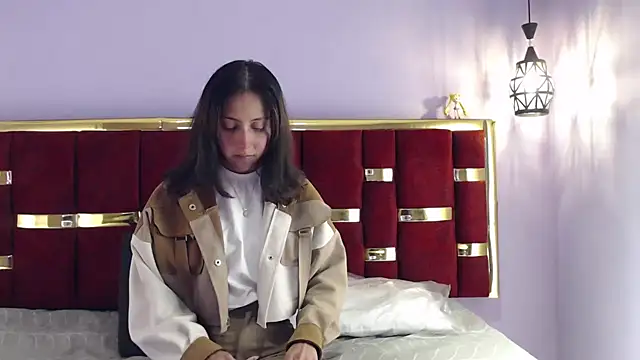 Snapshot of ling_ling24 chatting on 10-11-25, 03:06 ling ling24 online show from 10-11-25, 03:06