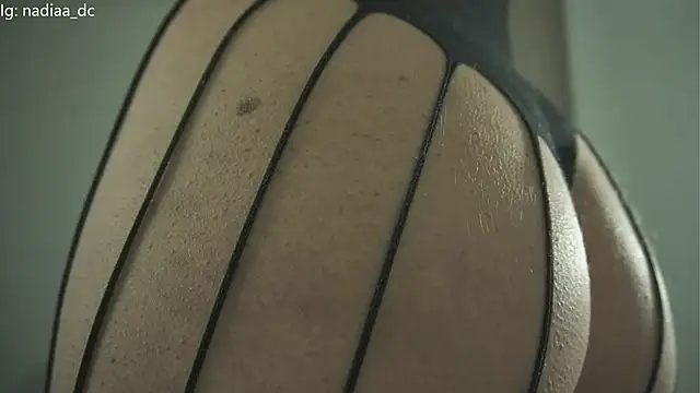 Nadiaa  online show from 11-20-25, 01:28