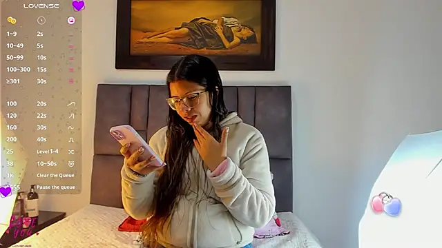 Vahiolet smith online show from 02-18-26, 03:24