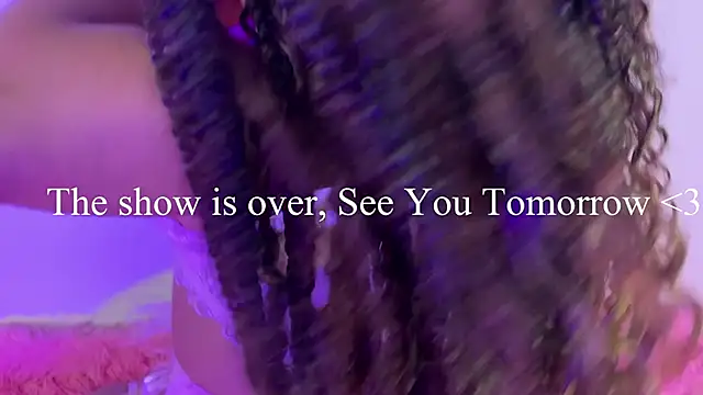 Snapshot of SpicyAmelia chatting on 02-19-25, 11:04 SpicyAmelia online show from 02-19-25, 11:04