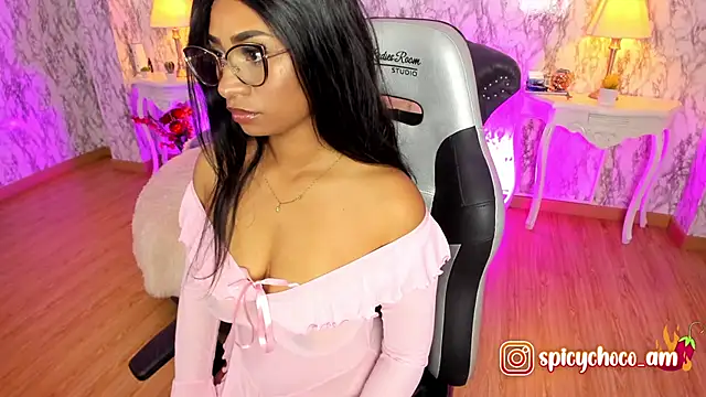 Snapshot of SpicyAmelia chatting on 03-04-25, 01:06 SpicyAmelia online show from 03-04-25, 01:06