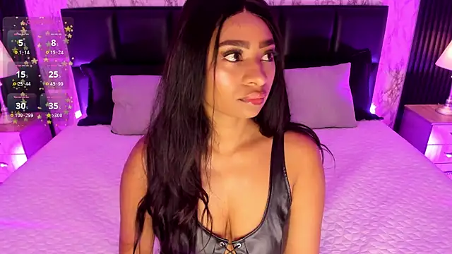 Snapshot of SpicyAmelia chatting on 10-24-25, 12:34 SpicyAmelia online show from 10-24-25, 12:34