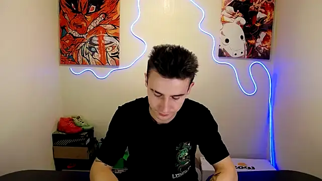 Snapshot of Mike_severi2 chatting on 12-02-24, 11:56 Mike severi2 online show from 12-02-24, 11:56