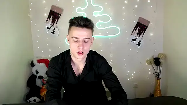 Snapshot of Mike_severi2 chatting on 12-19-24, 10:24 Mike severi2 online show from 12-19-24, 10:24