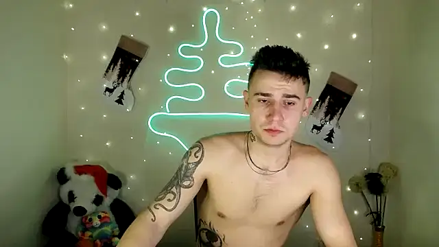 Snapshot of Mike_severi2 chatting on 12-21-24, 06:41 Mike severi2 online show from 12-21-24, 06:41